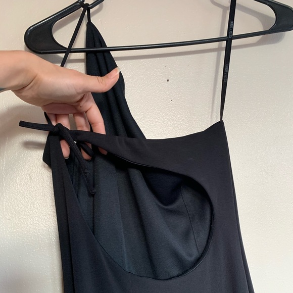 Asymmetrical Evening Dress - Picture 7 of 8